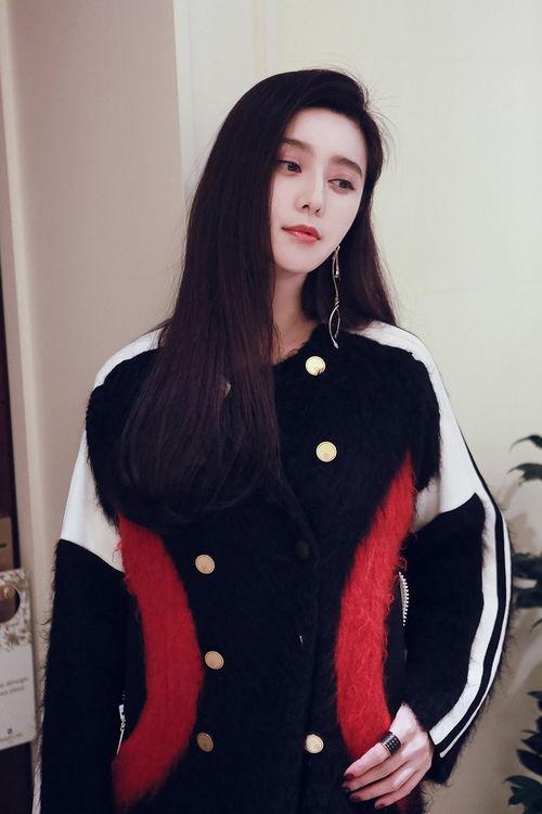 抖音张晨曦吃瓜