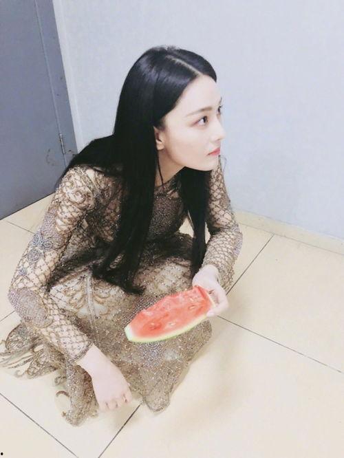 林嘉凌吃瓜,揭秘娱乐圈幕后故事